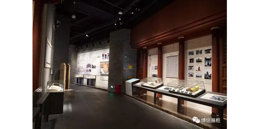 博物館（guǎn）展櫃